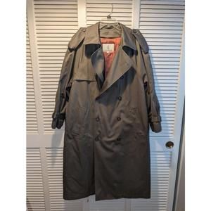 Vintage Men's London Fog trench coat